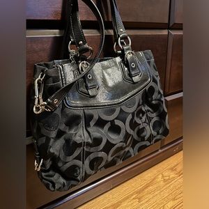 Authentic Coach Madison black Shadow C tote with convertible crossbody strap